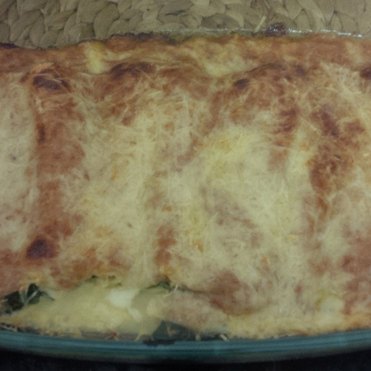 Каннеллони со шпинатом и моцареллой