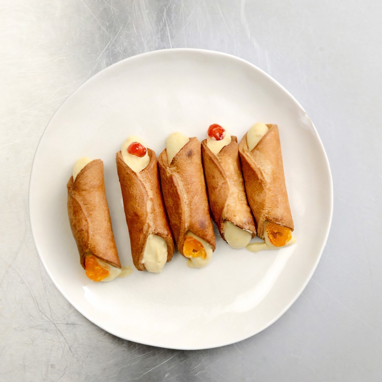 Трубочки каноли с рикоттой