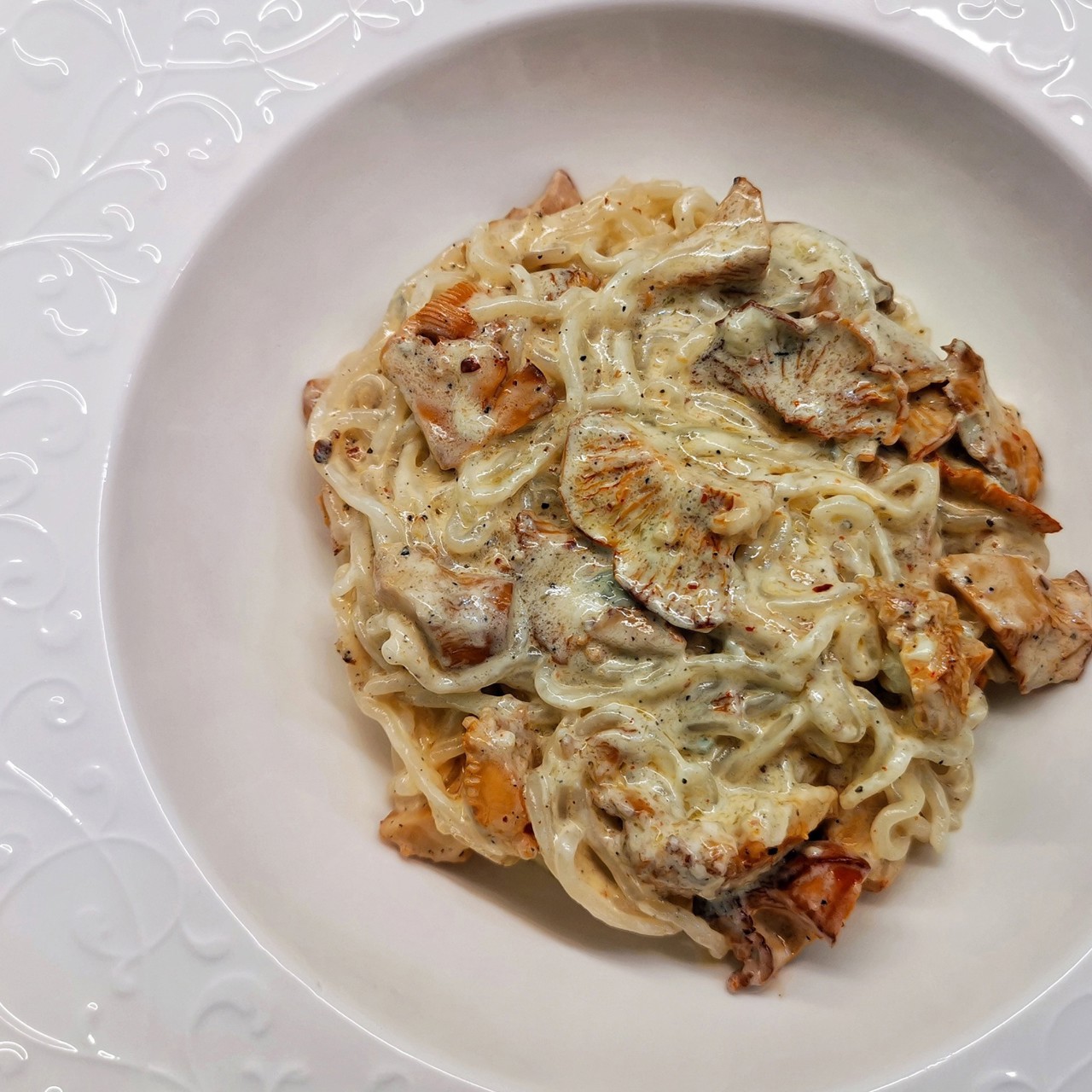 Кето-спагетти с лисичками