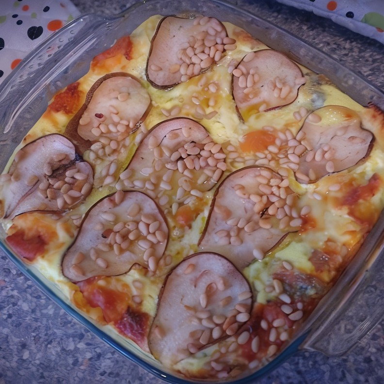 Киш с грушей и рокфором