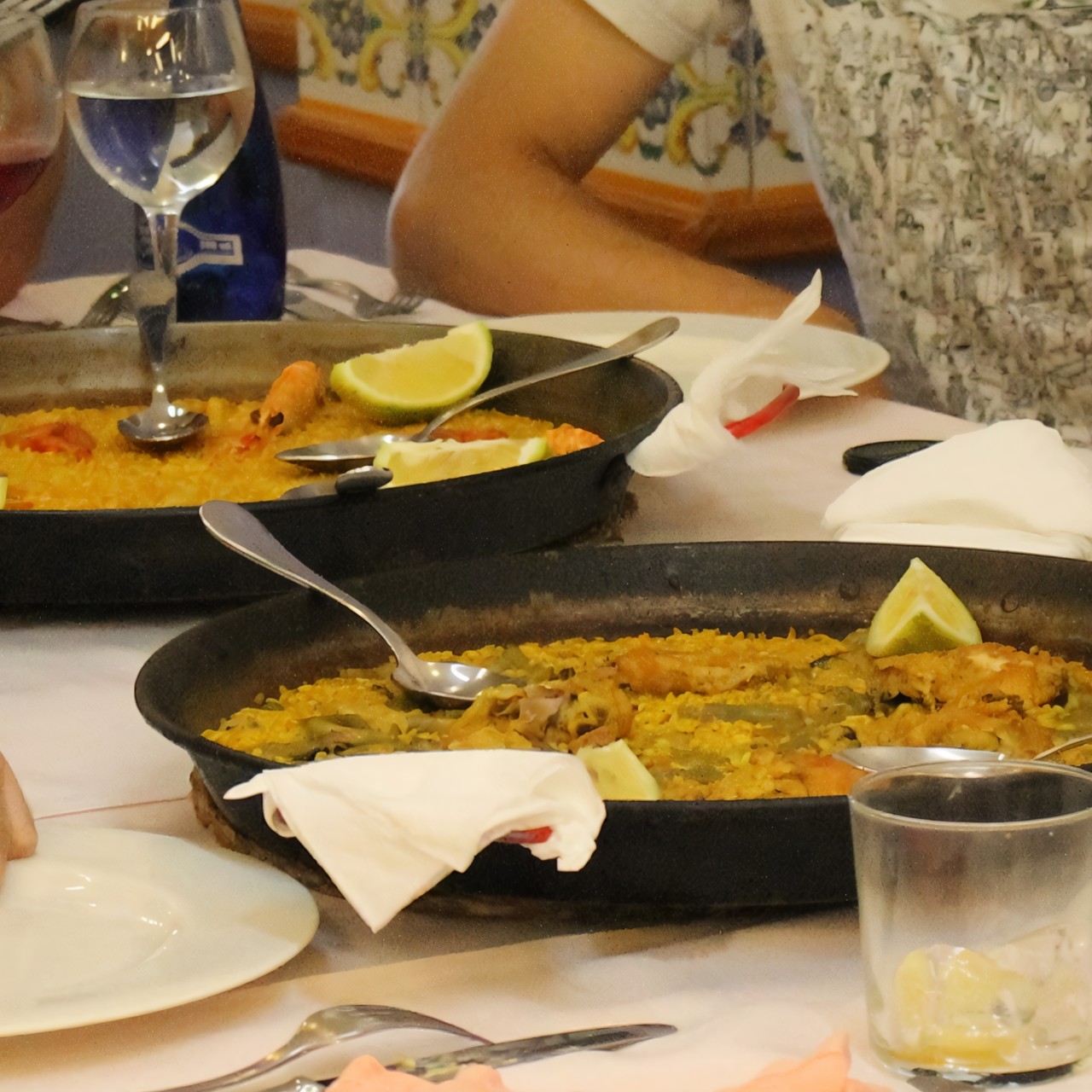 Классическая валенсийская паэлья