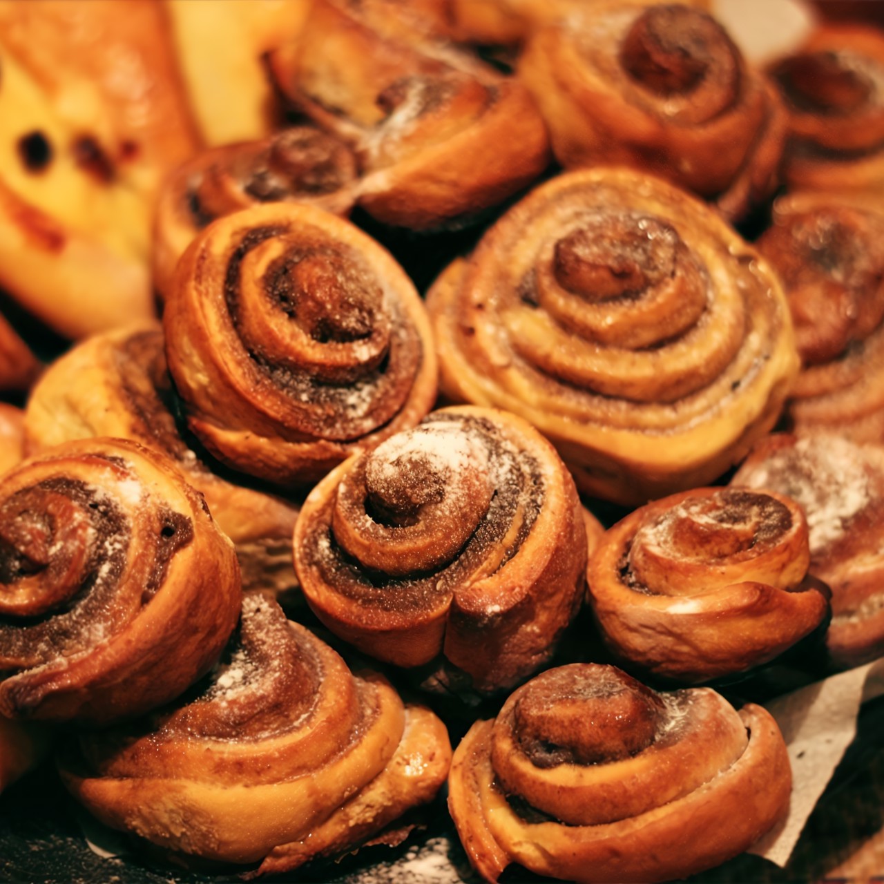 Классические булочки с корицей