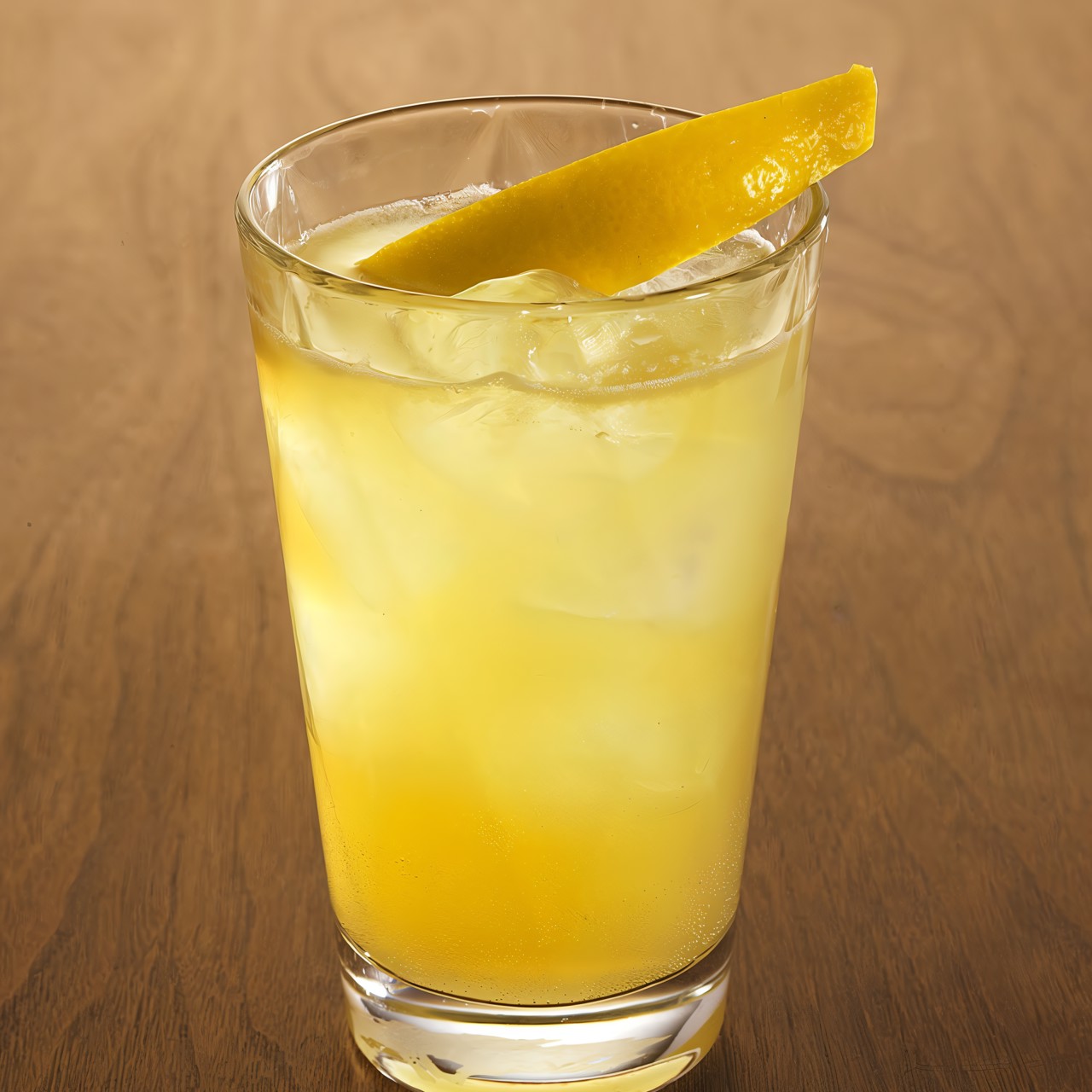 Коктейль «Голдиз» (Goldiz)