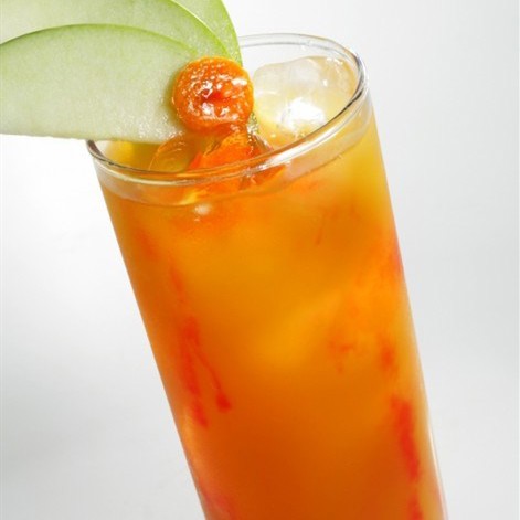 Коктейль с ромом на Хэллоуин