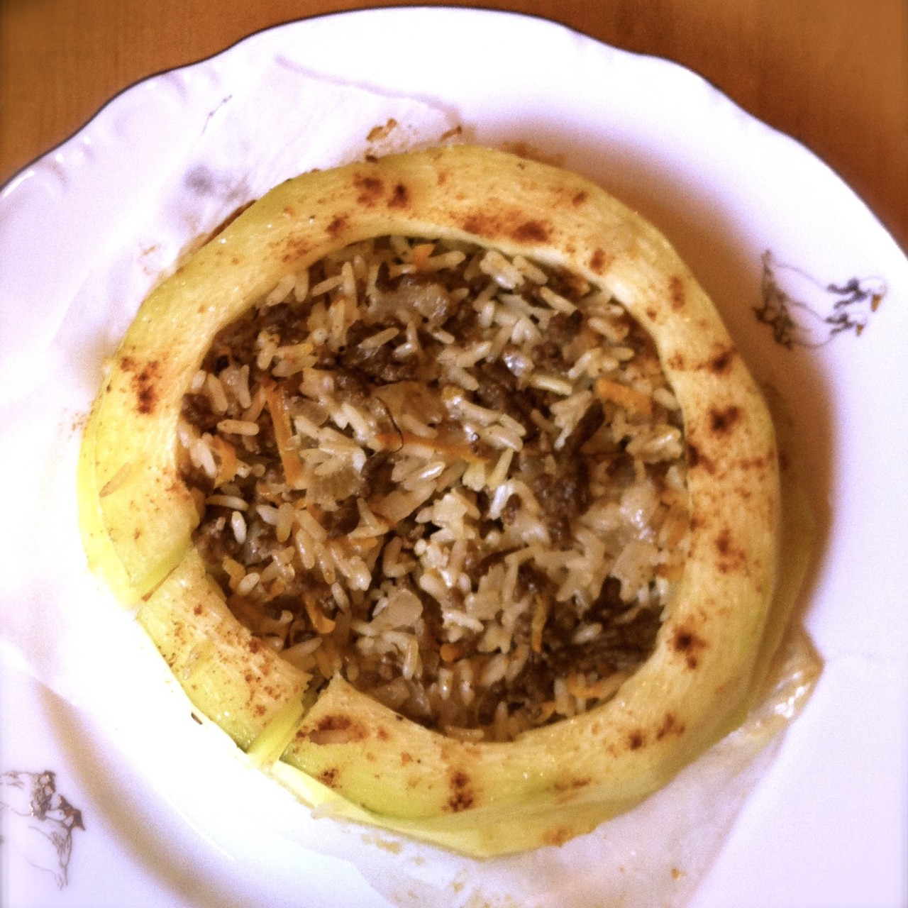 Кольца кабачков с рисом и фаршем