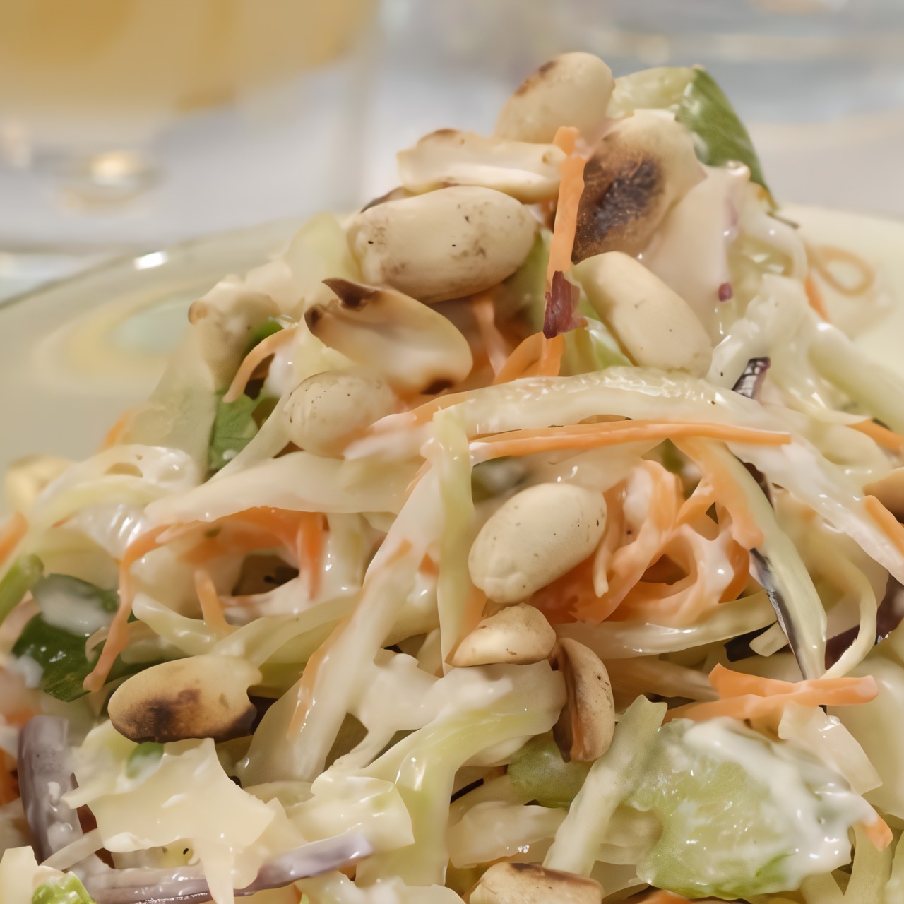 Колслоу с арахисом