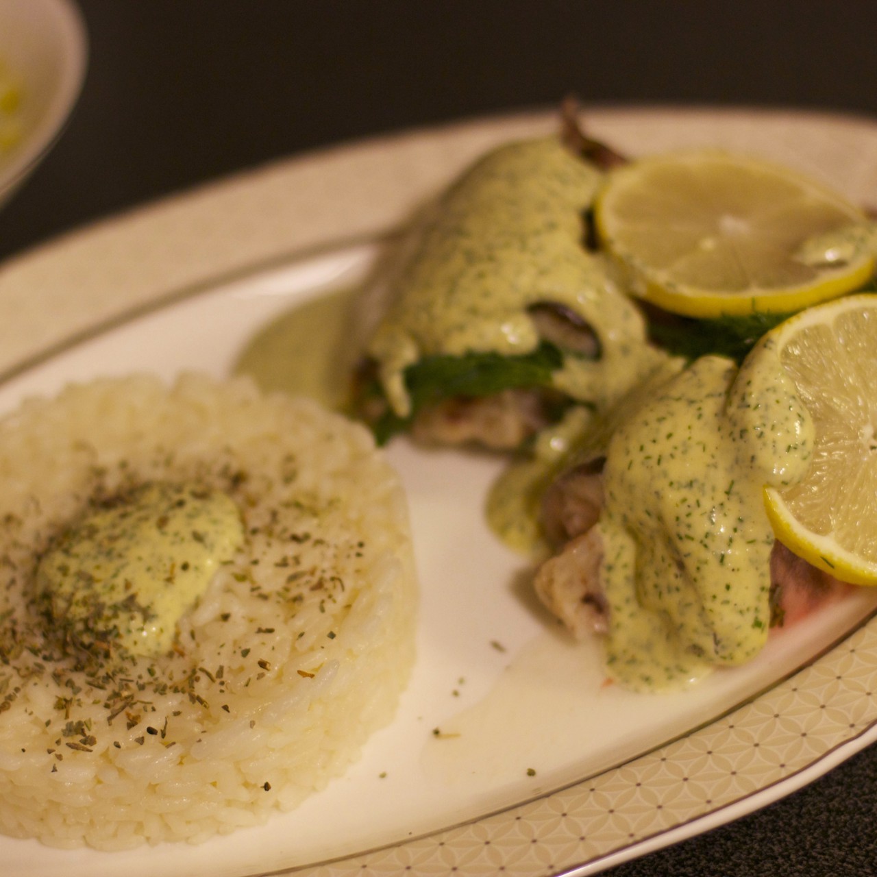 Конгрио на пару под соусом «Изумруд»