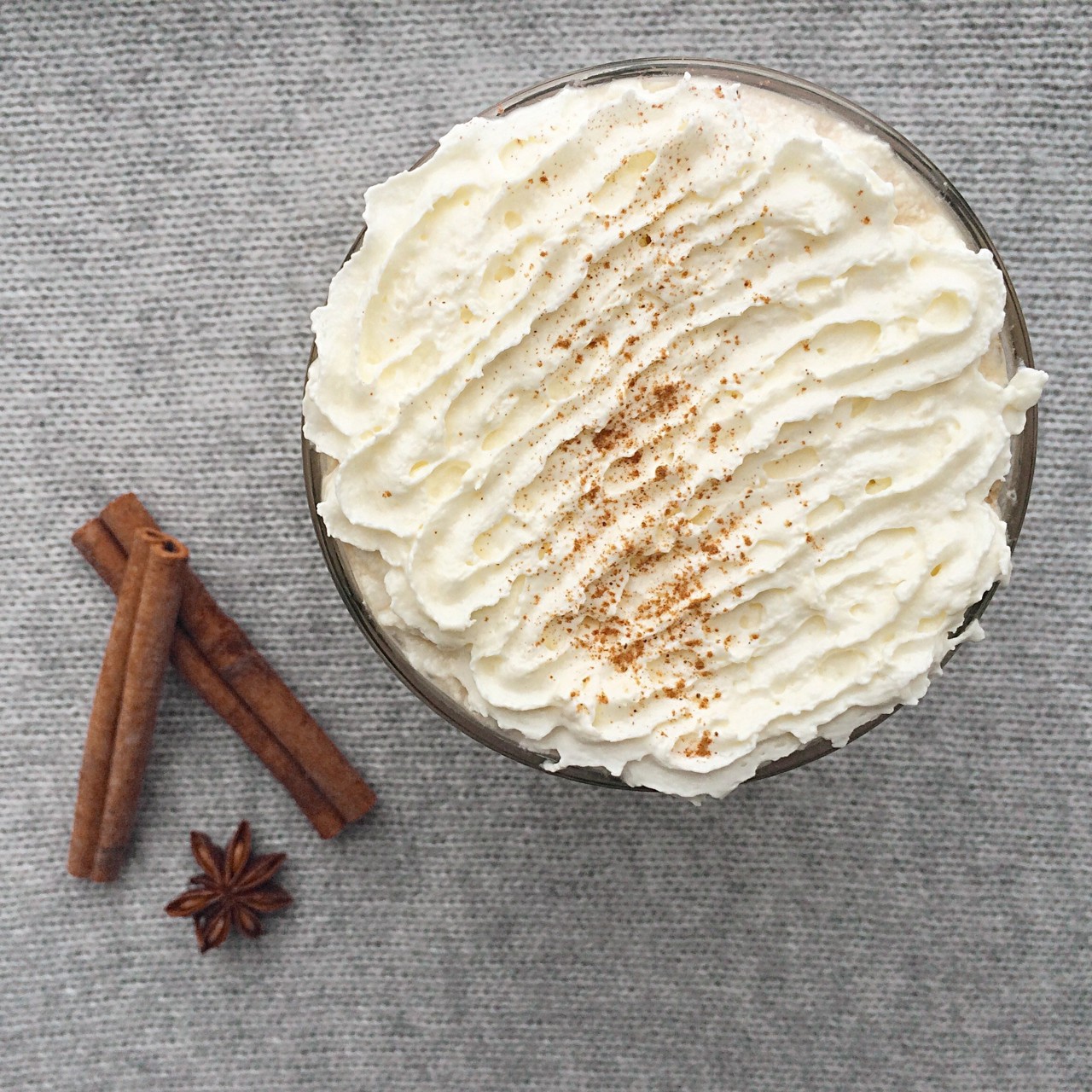 Коричный кофе латте