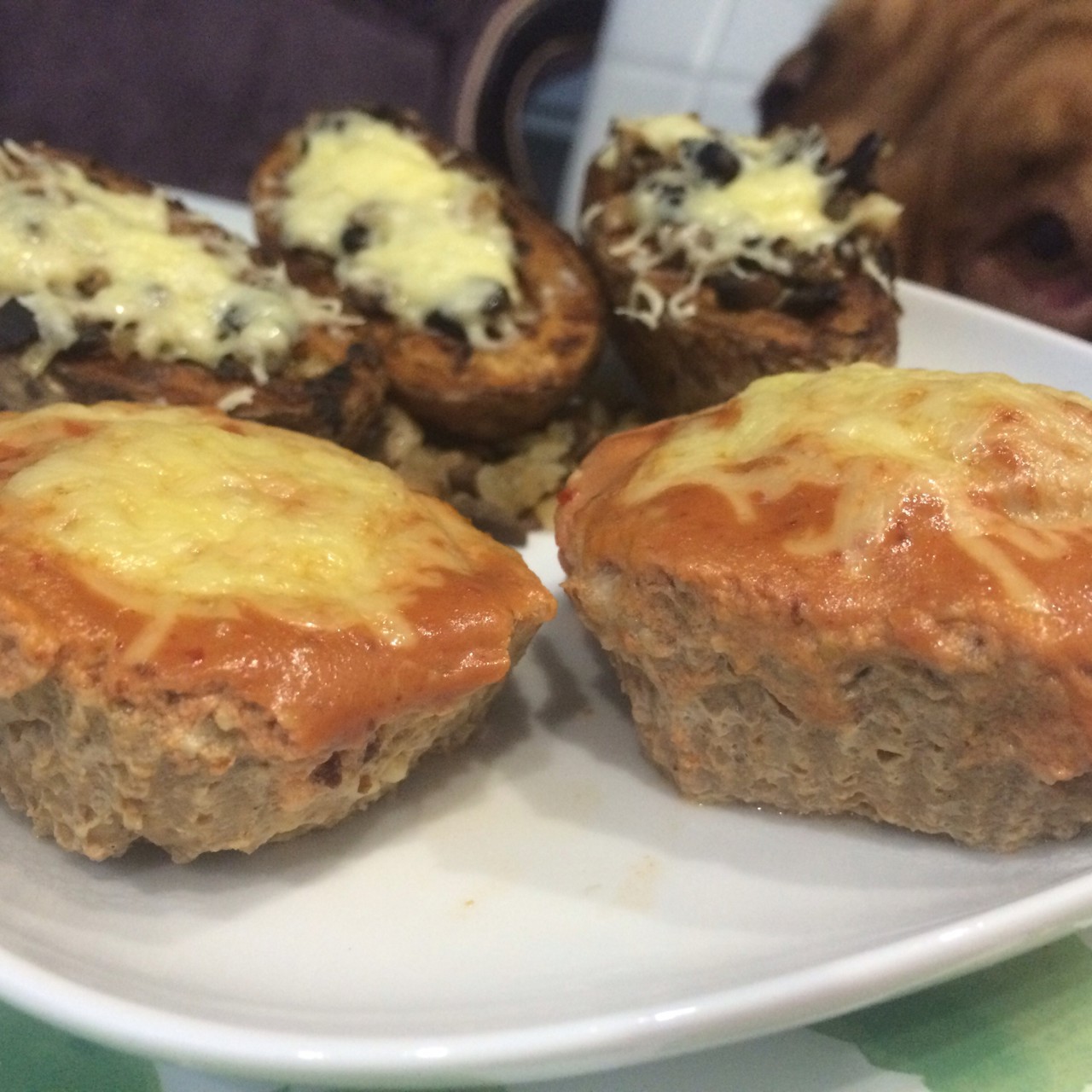 Котлеты-маффины с мягким сыром