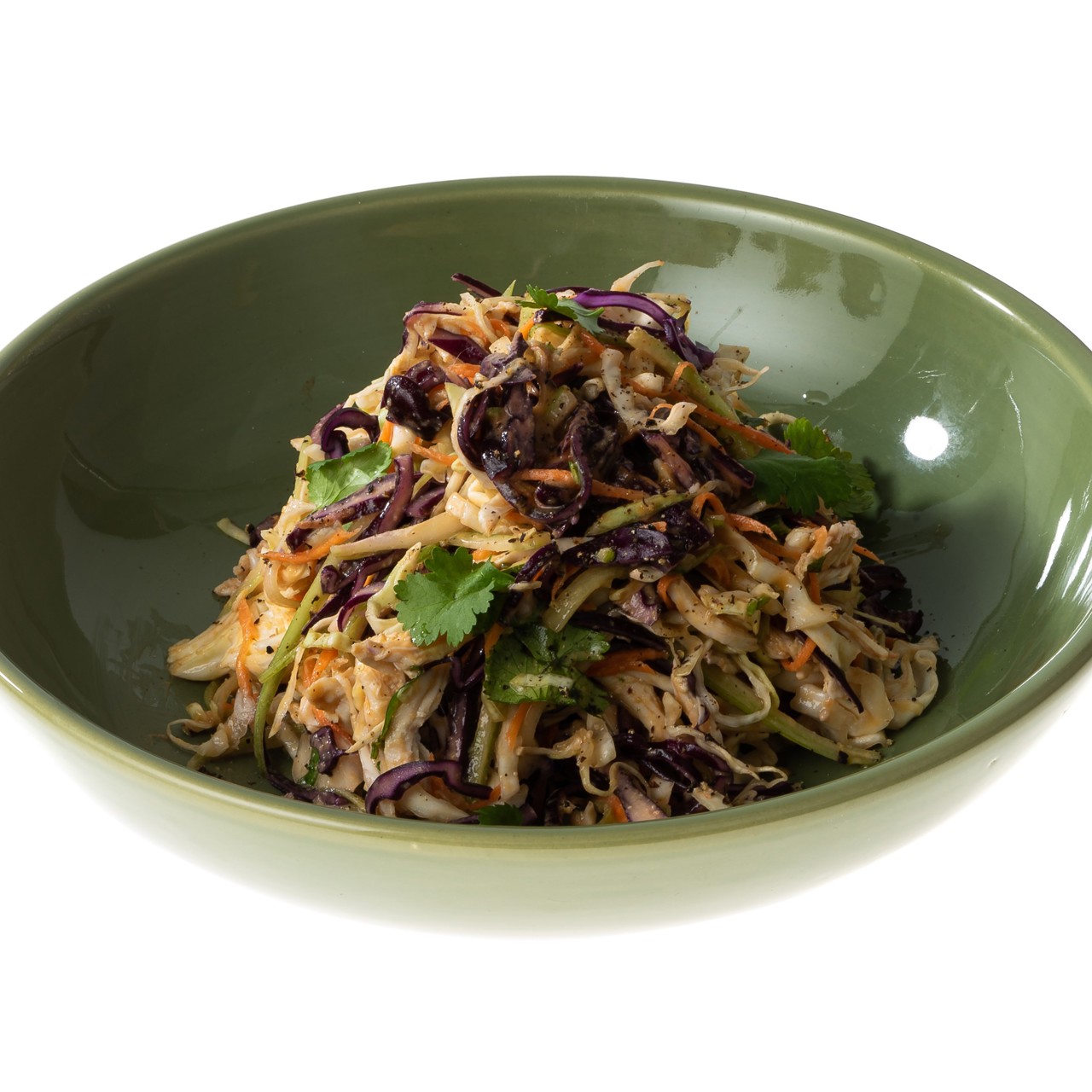 Коулсло с рваной курицей и арахисовой заправкой