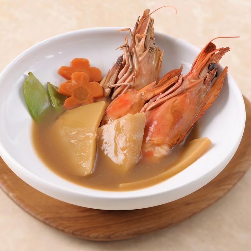 Креветки с овощами и ароматным соусом