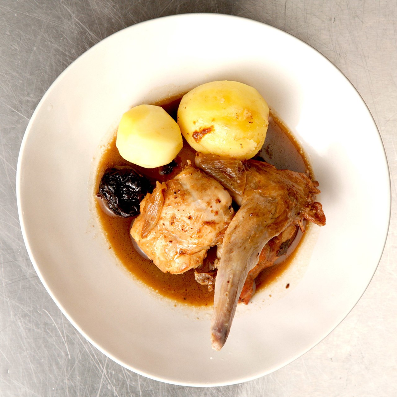 Кролик в пиве