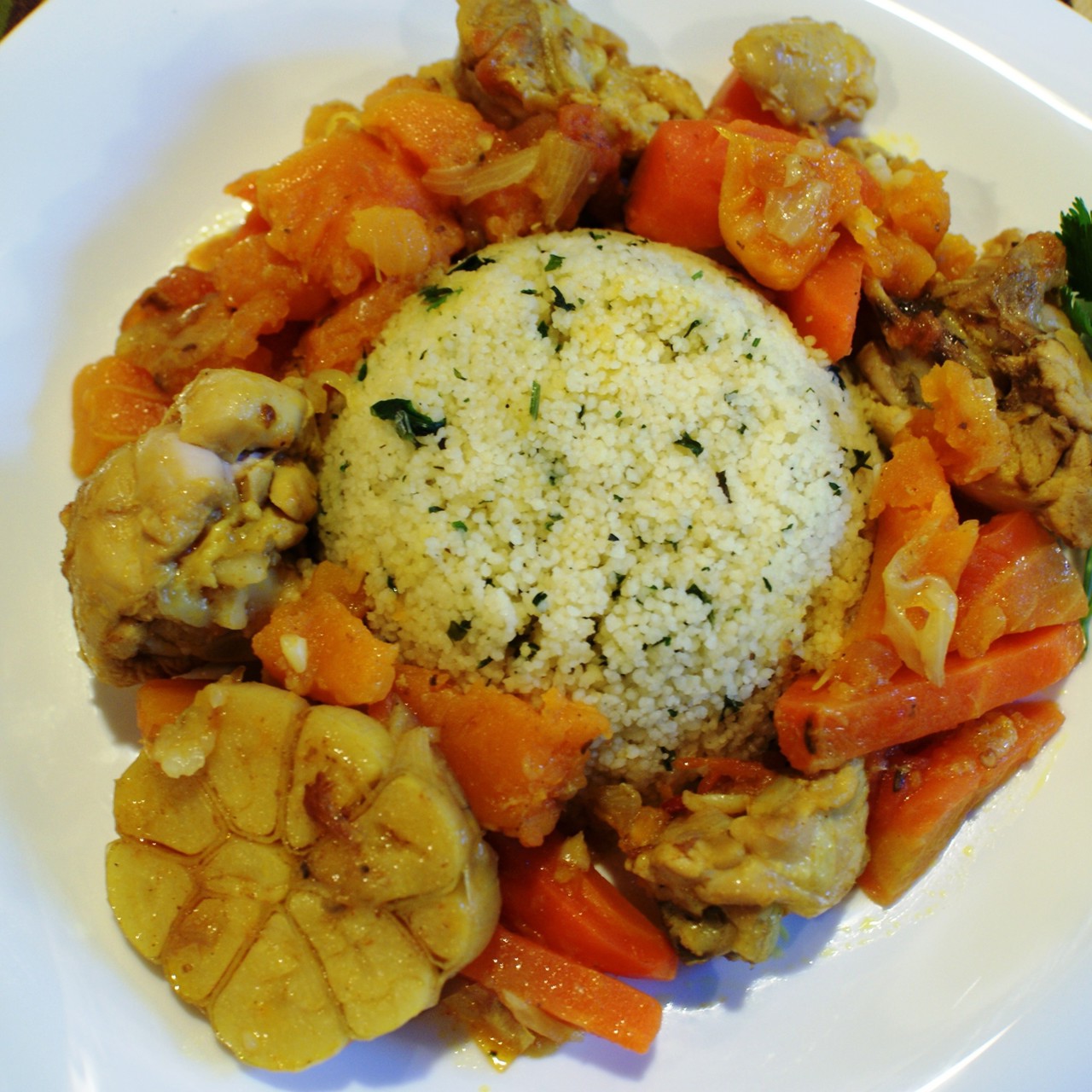 Курица по-мароккански с пряным кускусом