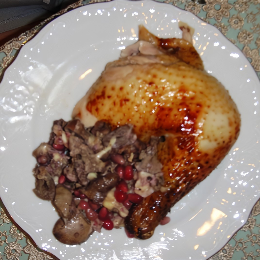 Курица с гранатом и сулугуни