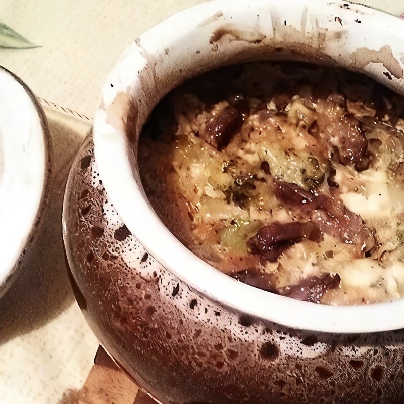 Куриные сердца с овощами в горшочке