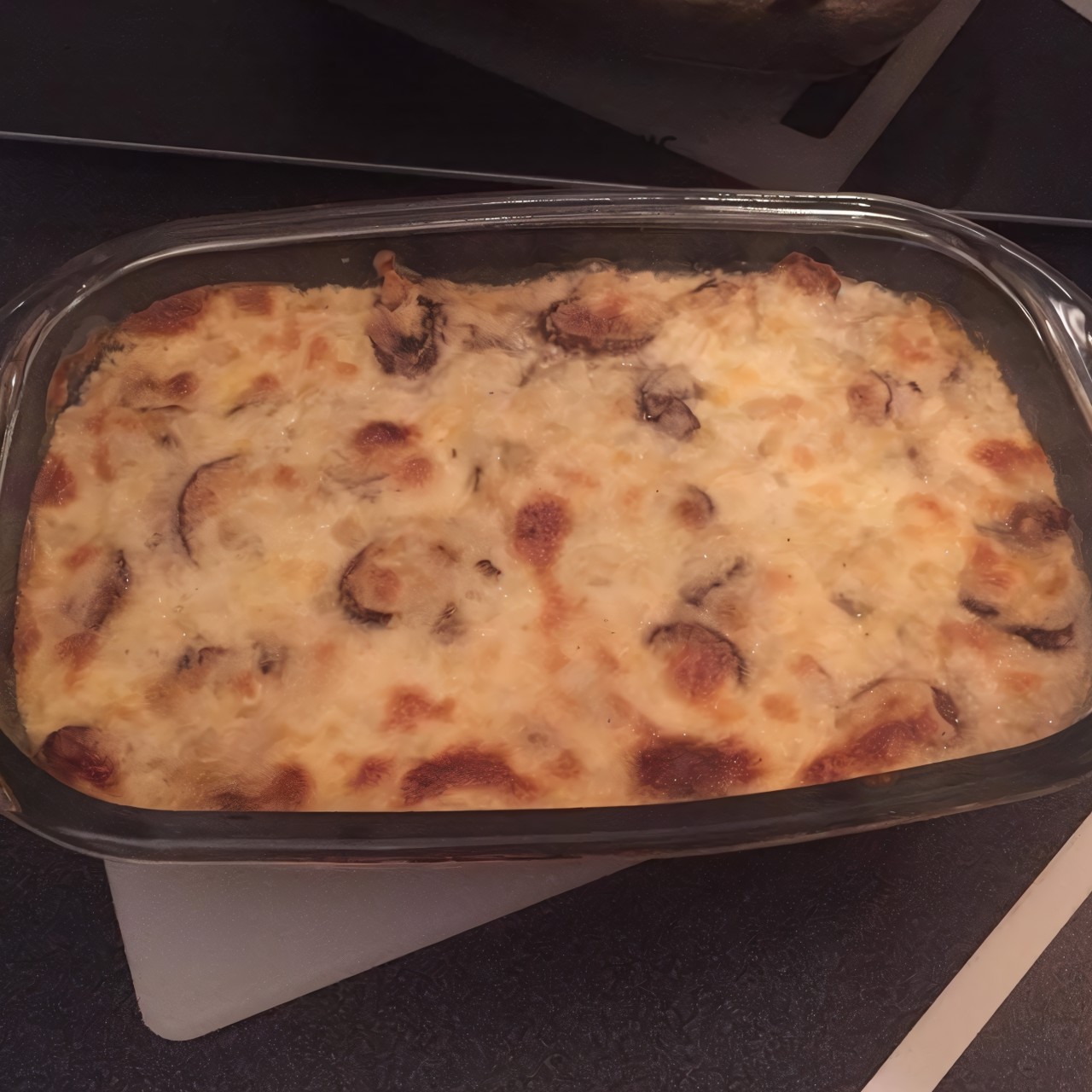 Куриное филе с грибами и сыром