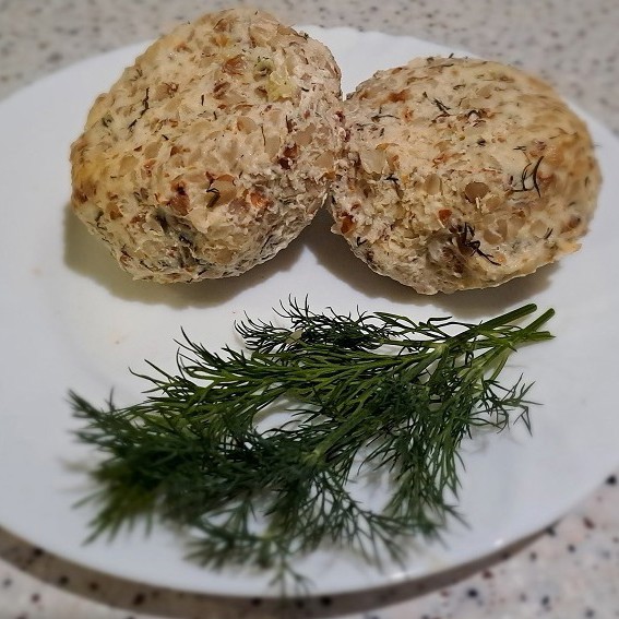 Куриные котлеты в духовке с гречкой