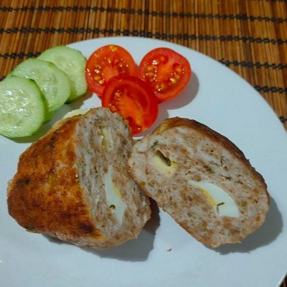 Куриные котлеты с яйцом и сыром