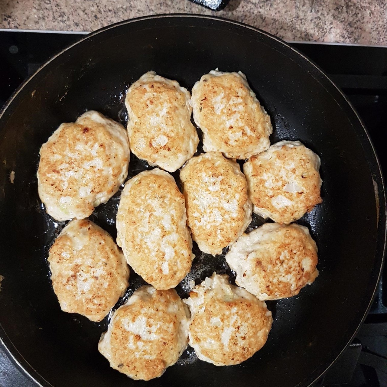 Куриные котлеты с майонезом