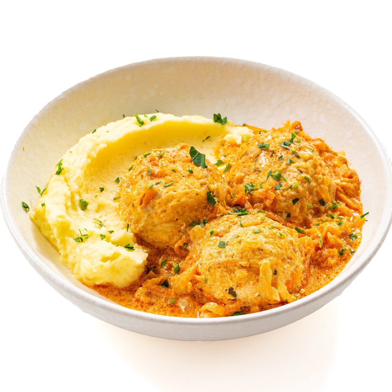 Куриные тефтели в томатном соусе с картофельным пюре