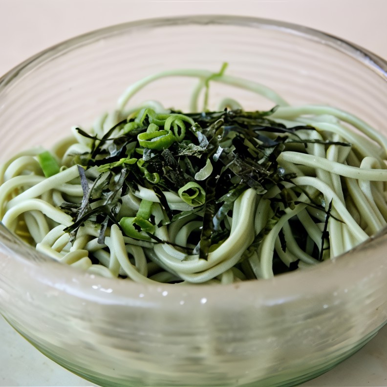 Лапша соба с соево-цитрусовым соусом