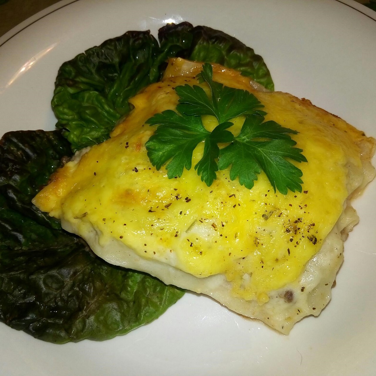 Лазанья с мясным фаршем и пармезаном