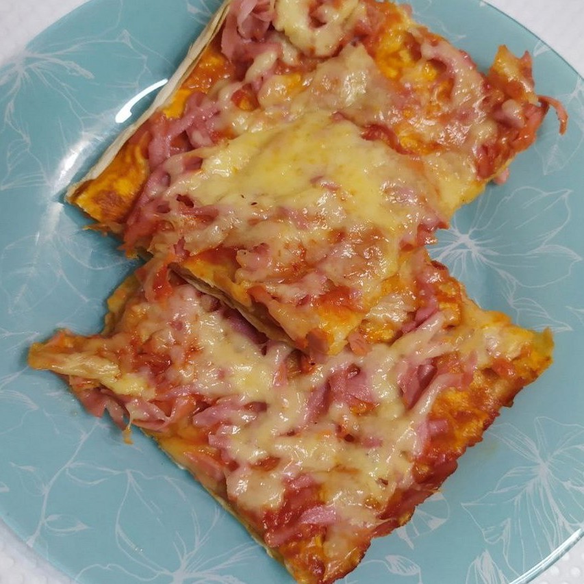 Ленивая пицца на лаваше