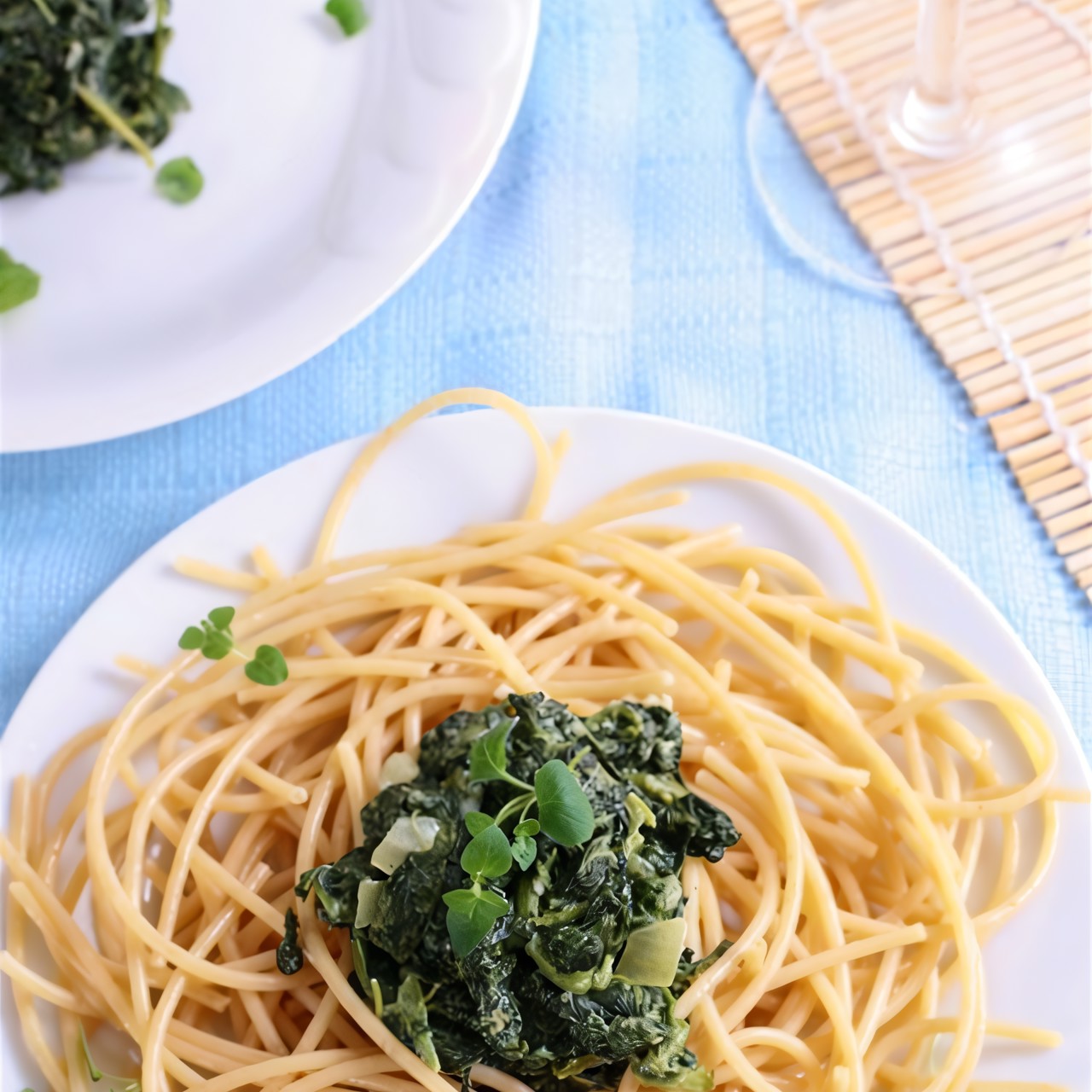 Лимонная паста с травами и черным перцем горошком