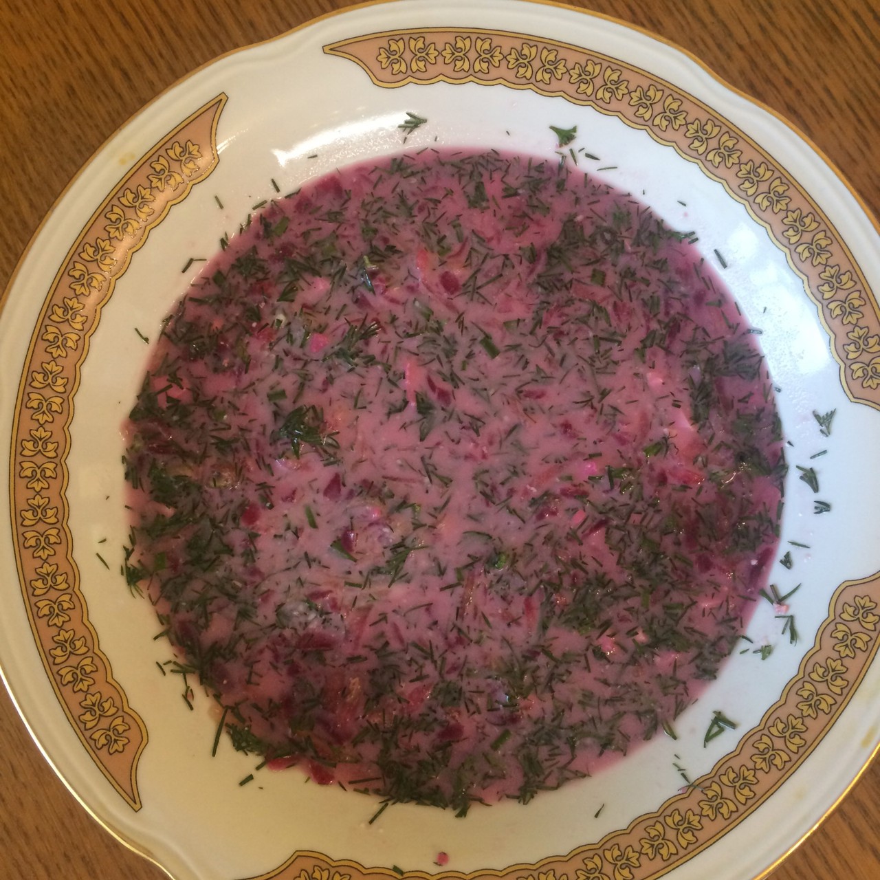 Литовский кефирный суп со свеклой