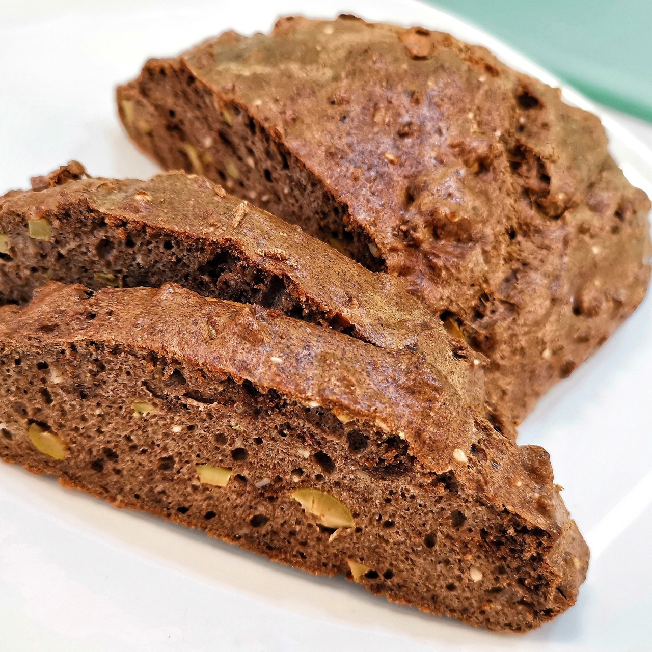 Льняной хлеб с оливками