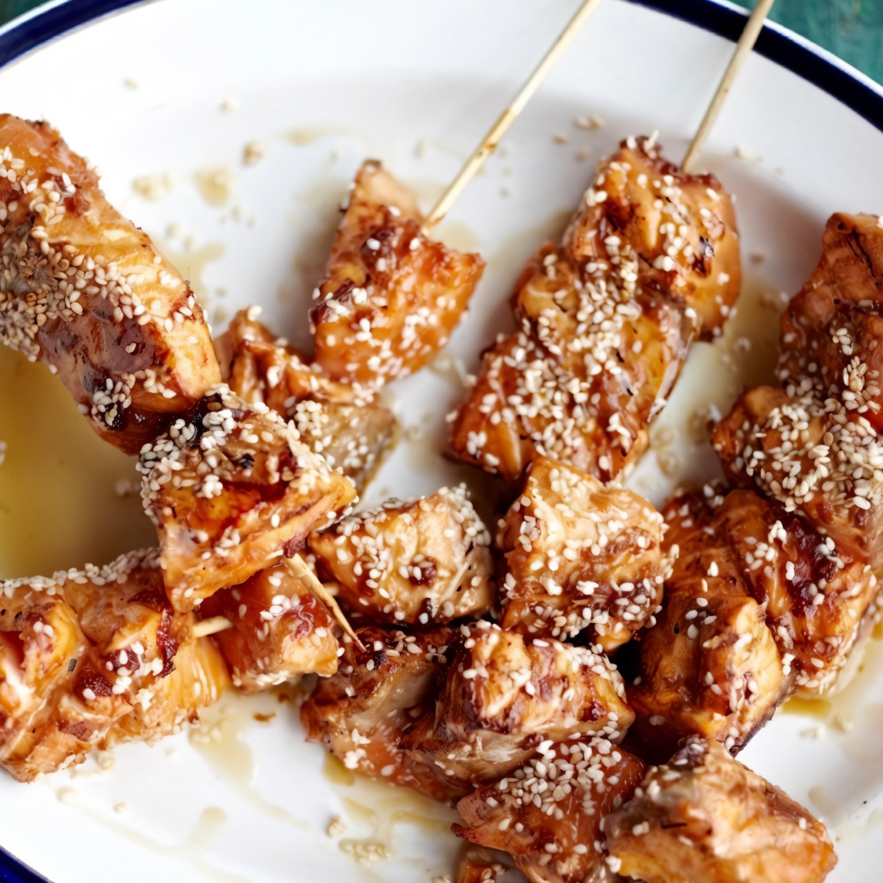 Лосось-терияки в кунжуте