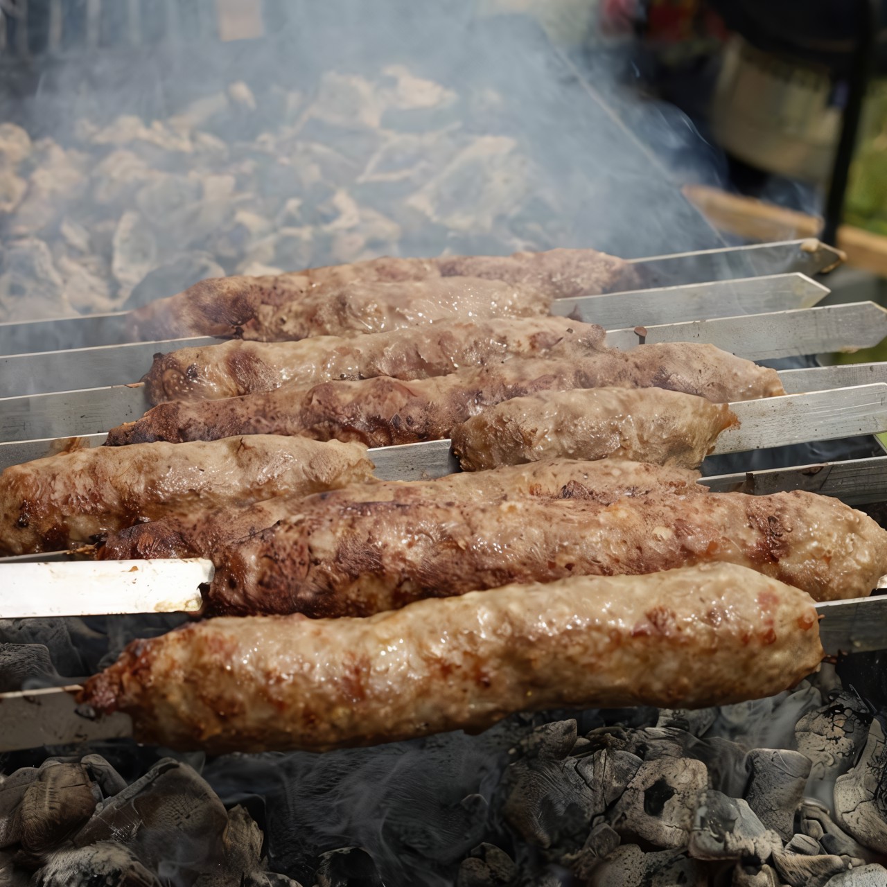 Люля-кебаб из рубленой говядины