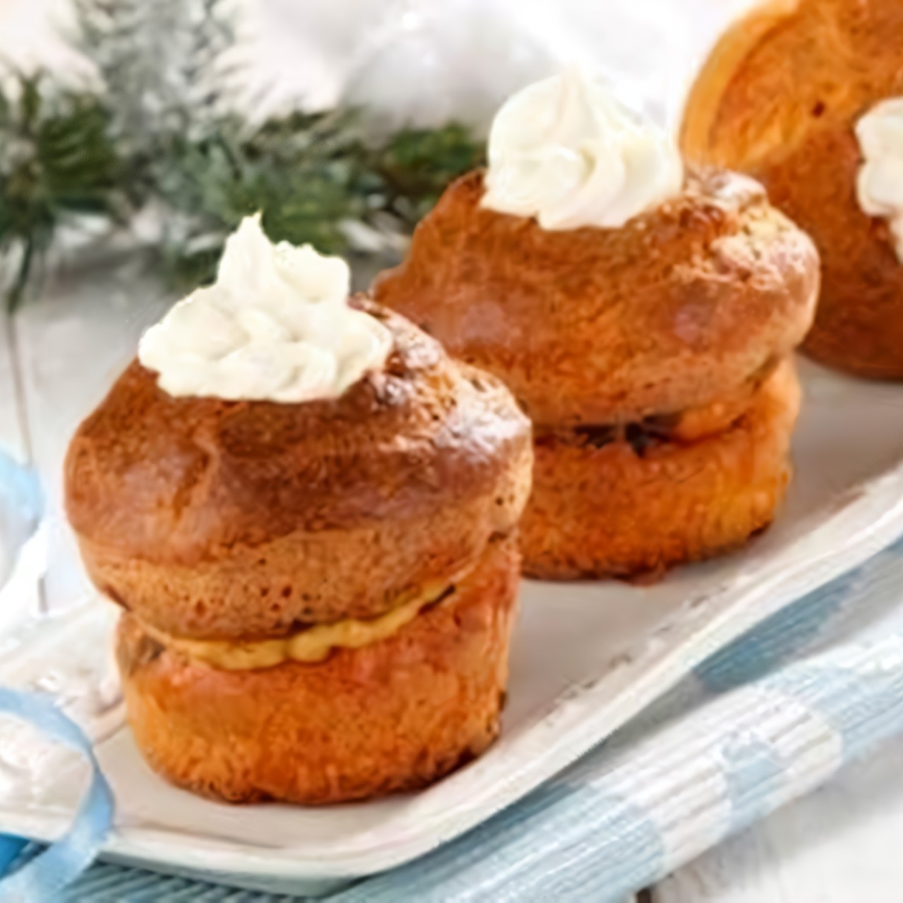 Маффины с фетаксой и грибами