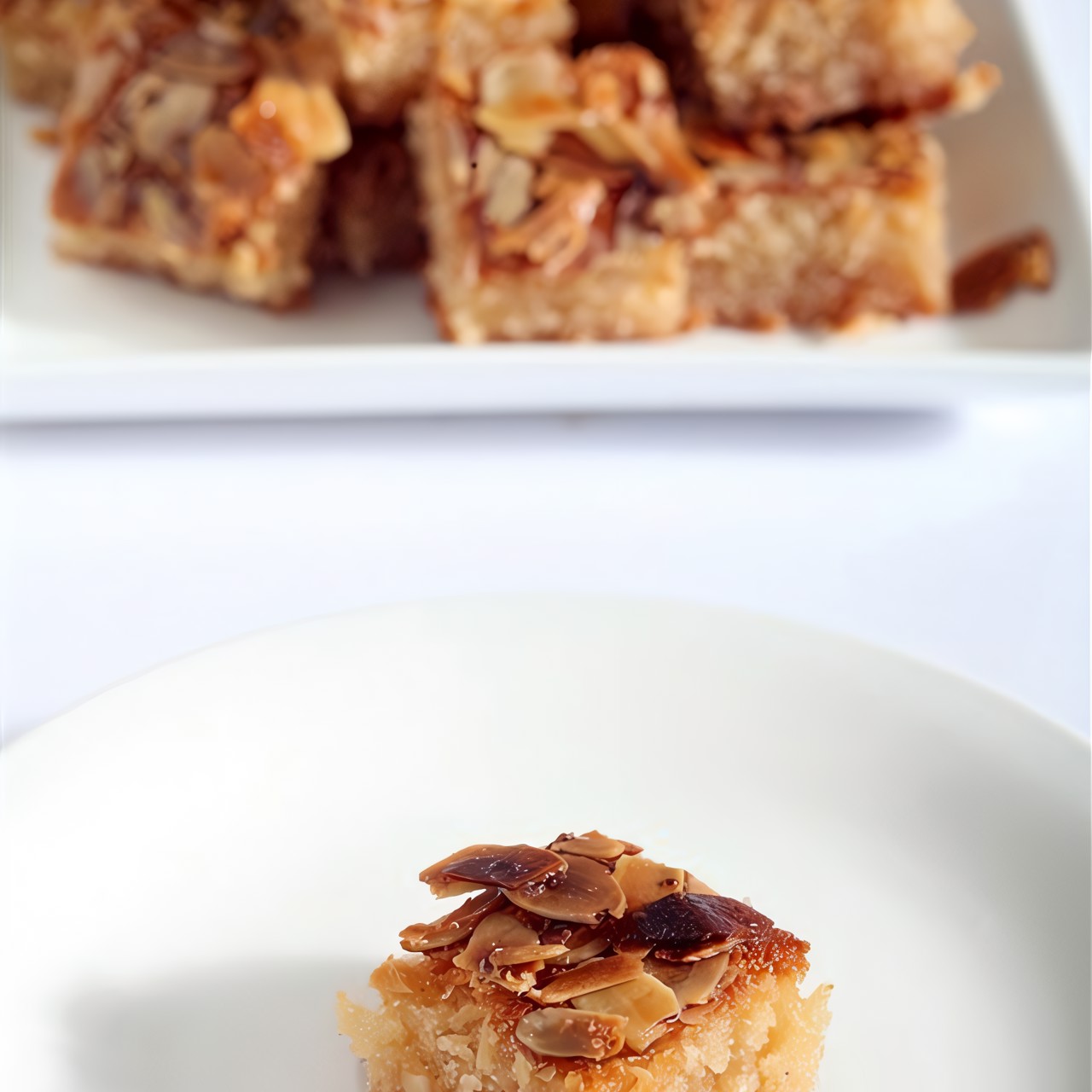 Манник с миндалем