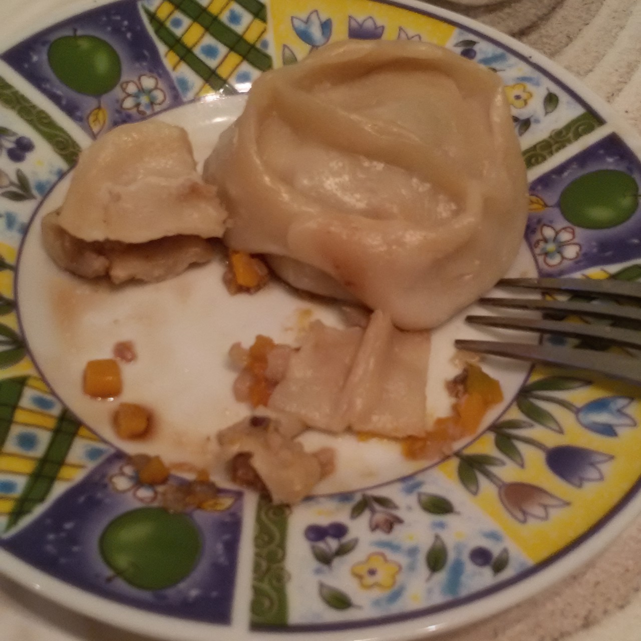 Манты с мясом и тыквой