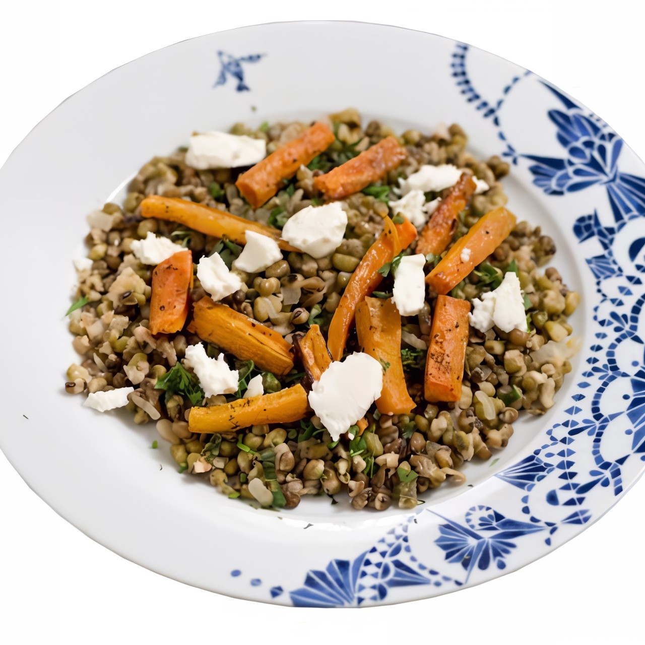 Маш с печеной морковью и сыром фета