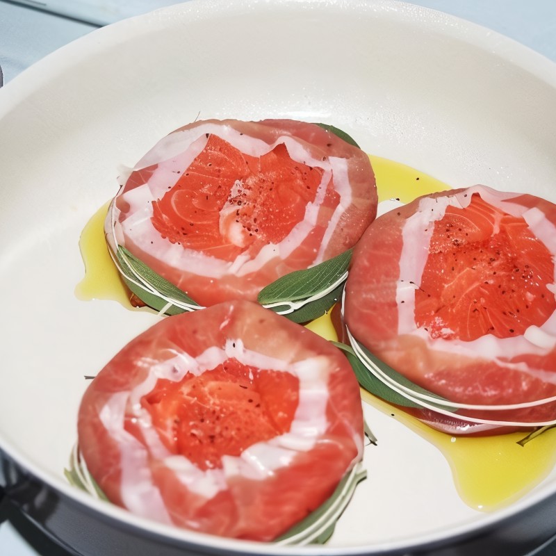 Медальоны из лосося