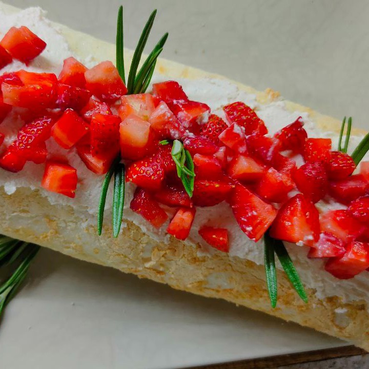 Меренговый рулет