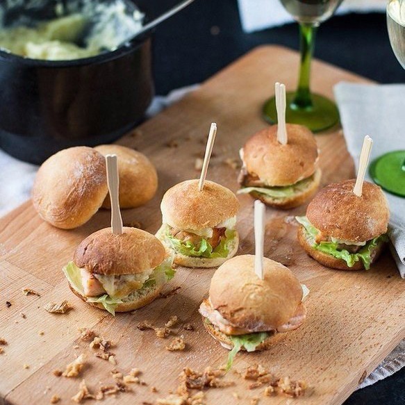 Мини-бургеры с семгой