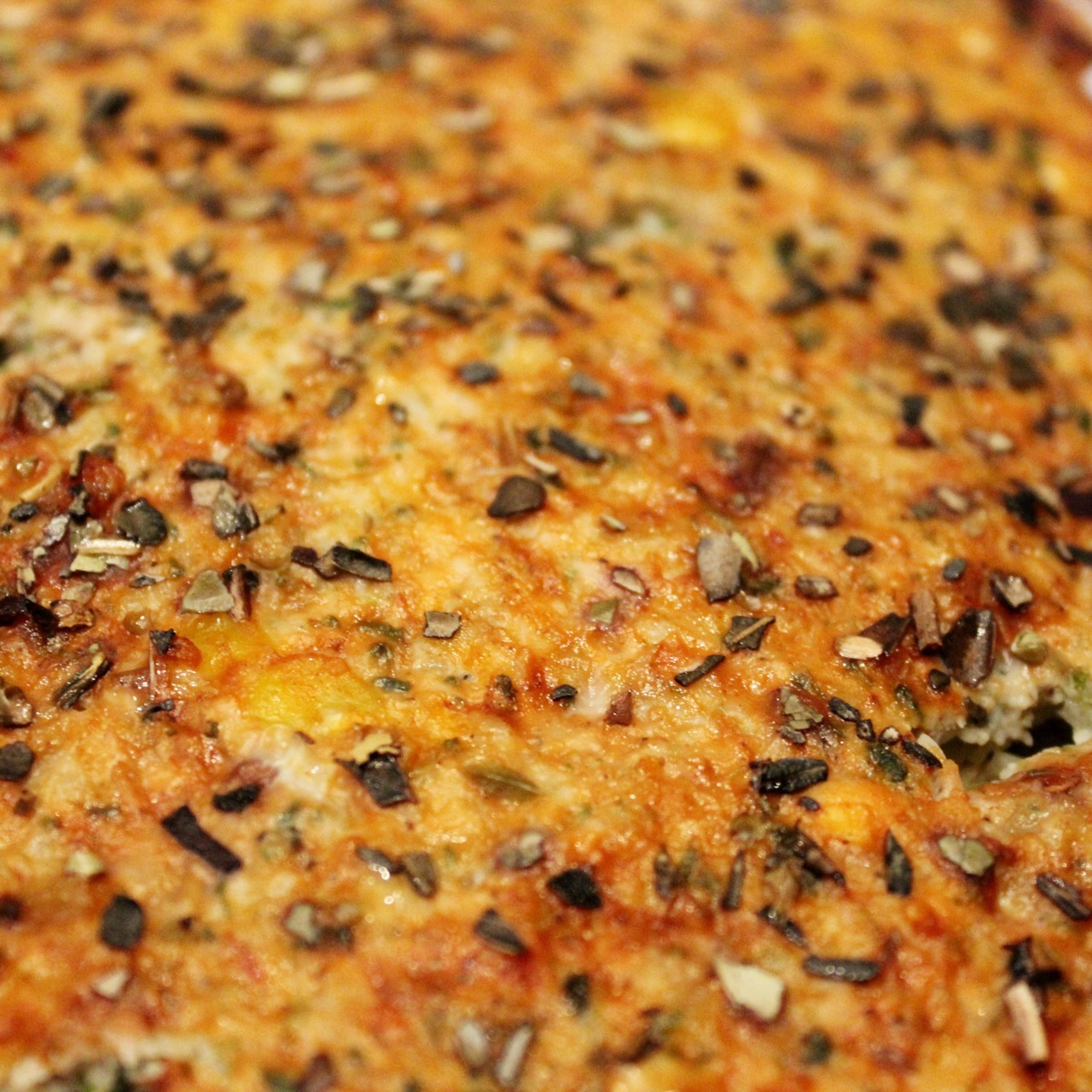 Мясной пирог с кукурузой и грибами