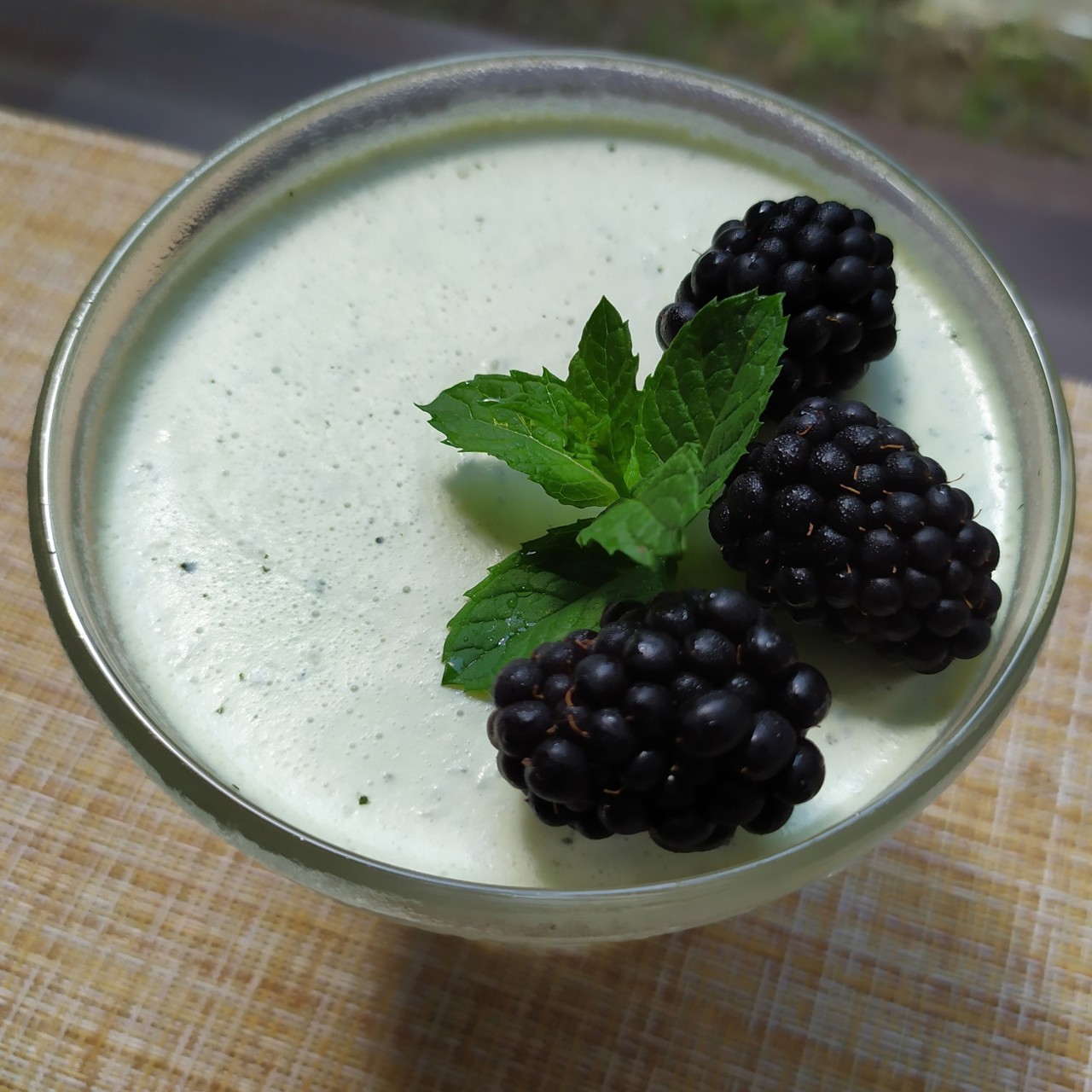 Молочное желе с мятой