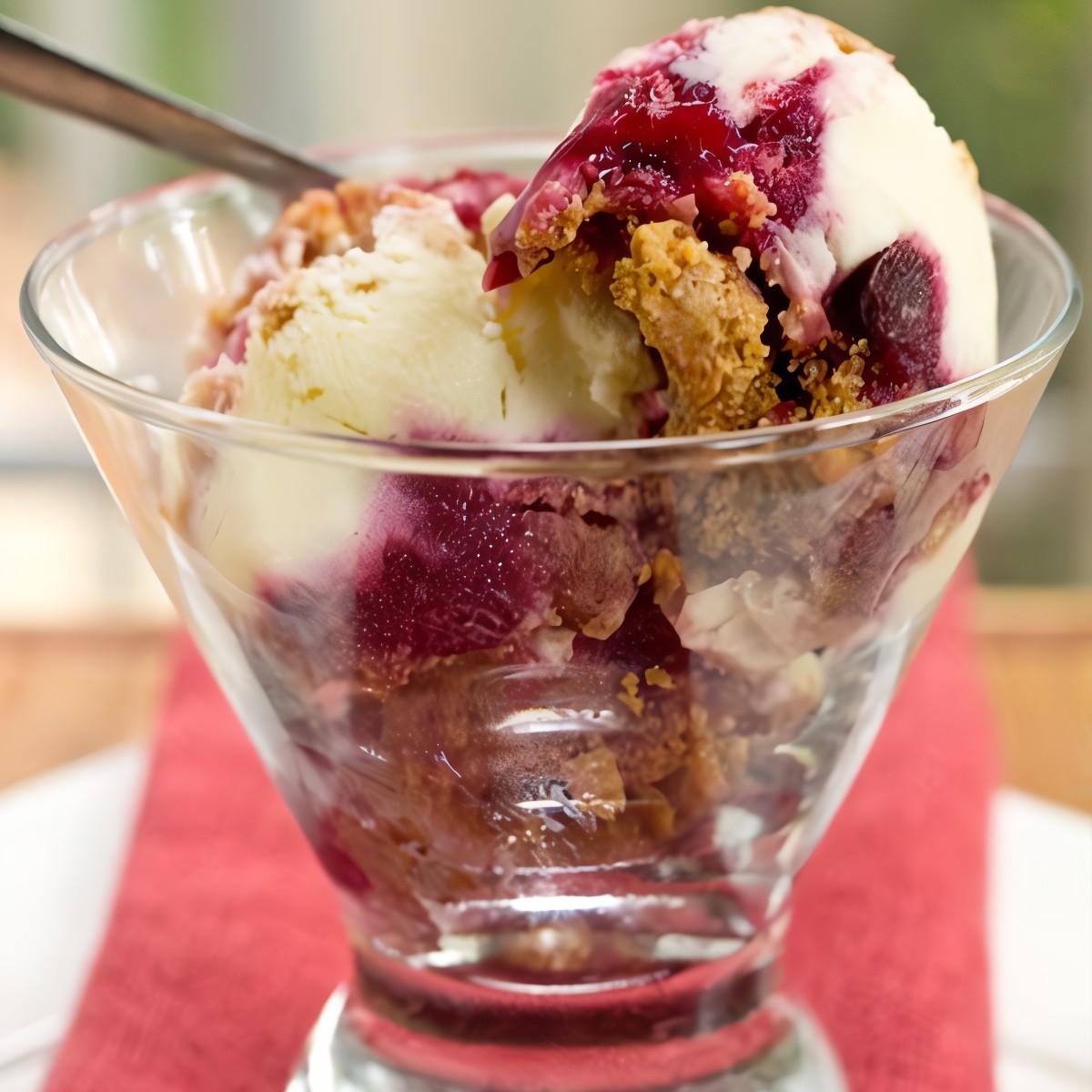 Мороженое &quot;Вишневый чизкейк&quot;