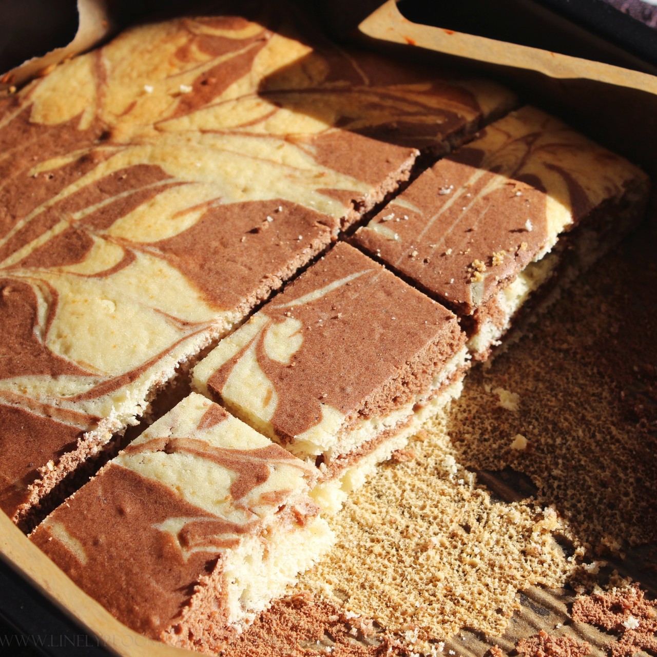 Мраморный кекс с лимонной цедрой