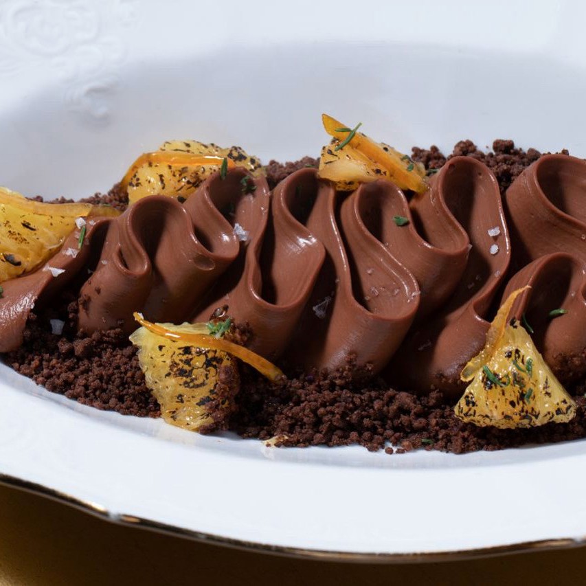 Мусс из темного шоколада с апельсином