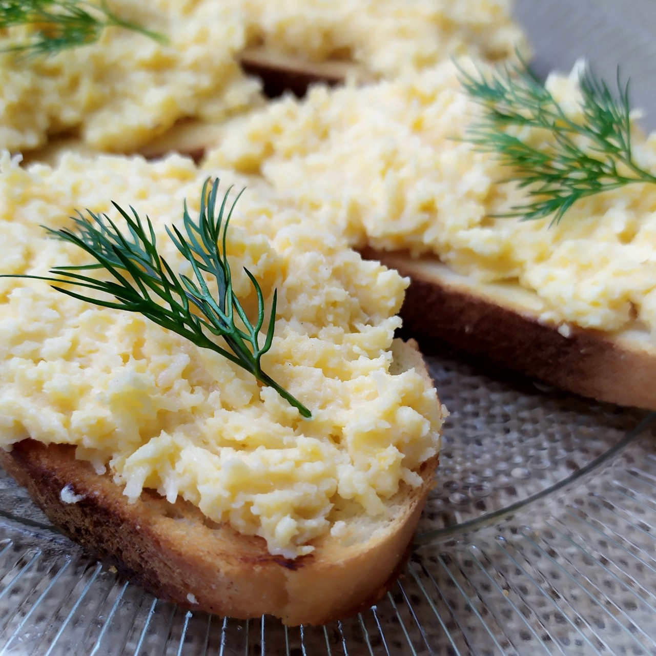 Сырная намазка с горчицей