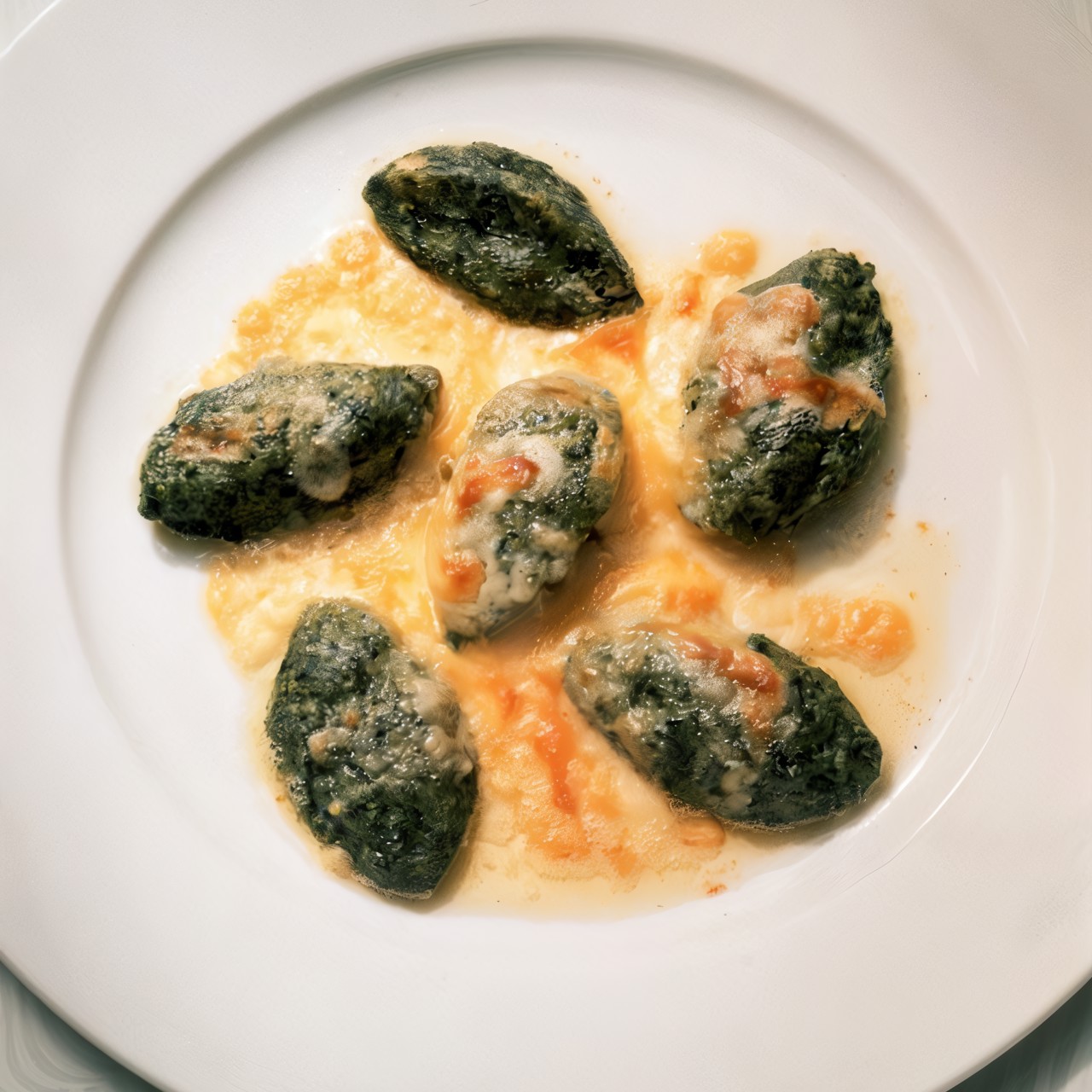 Ньокки с шалфеем, сливочным маслом и пармезаном