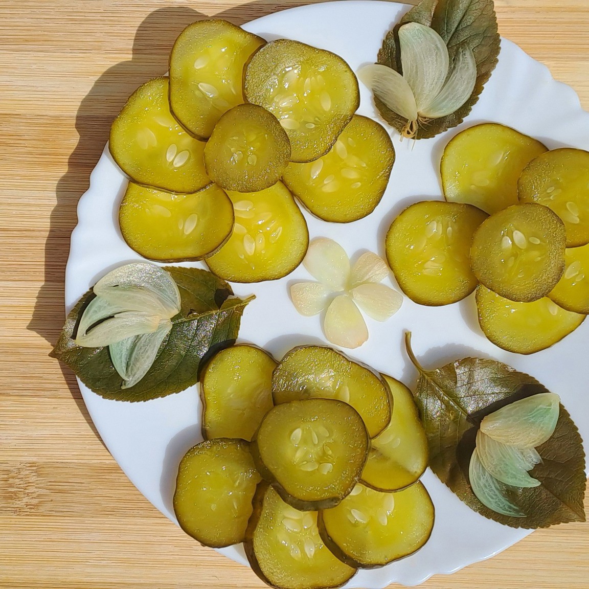 Огурцы на зиму как бочковые под железной крышкой