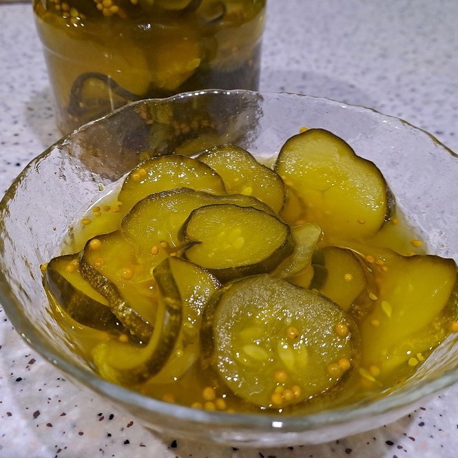 Огурцы на зиму — пикули в банке