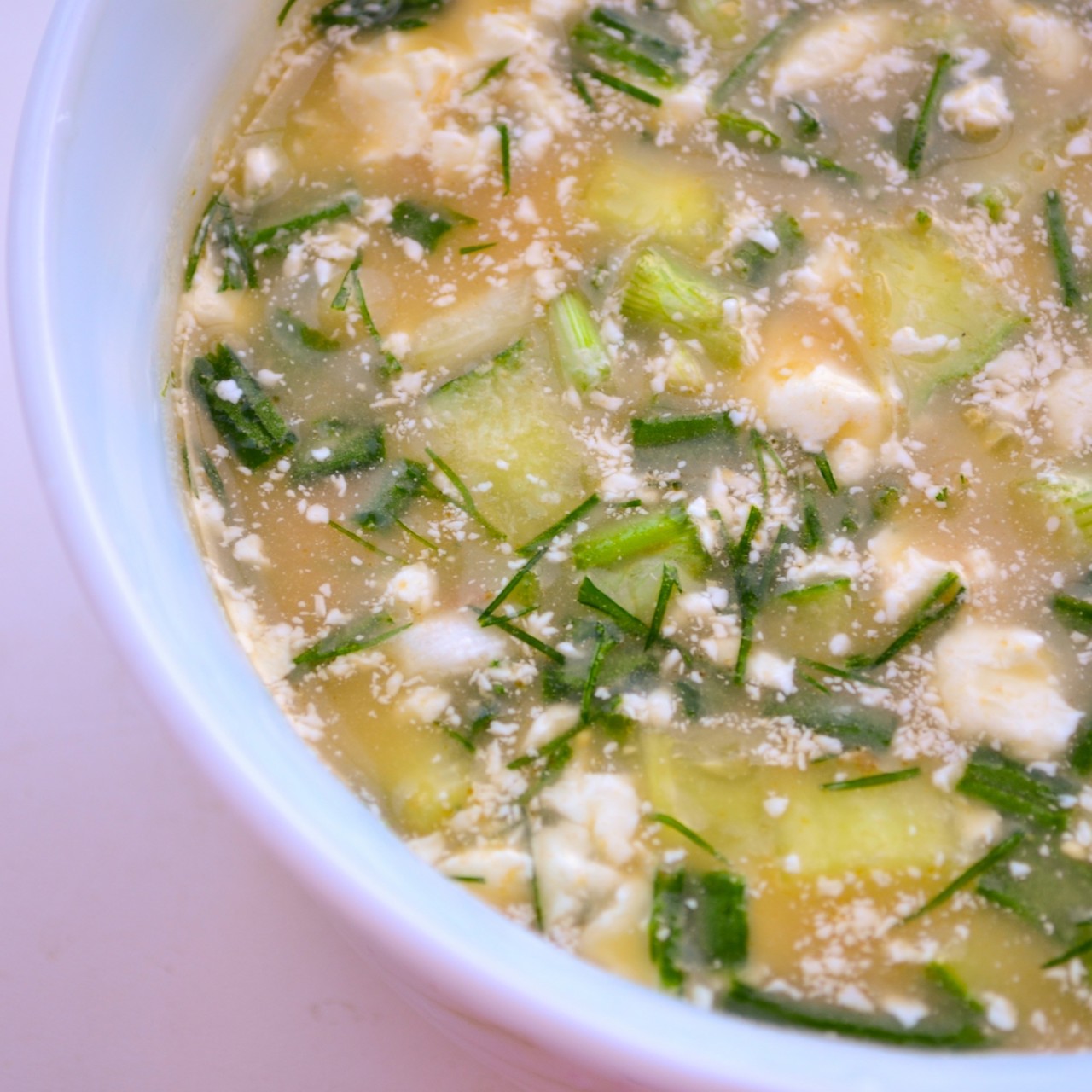 Окрошка на яблоках