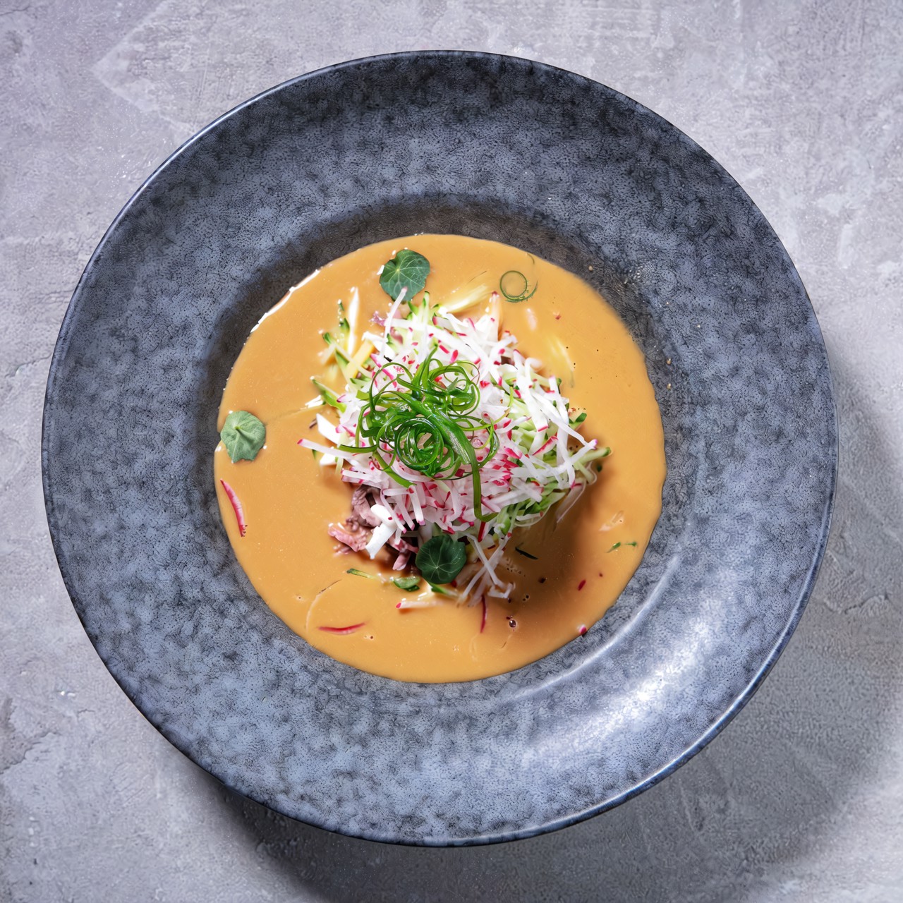 Окрошка с копченой уткой